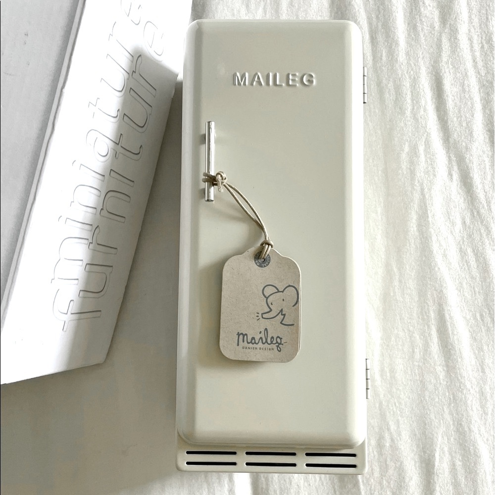 Maileg Fridge